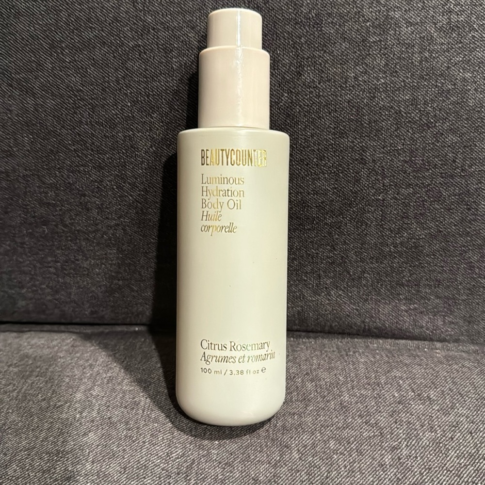 Beautycounter body oil